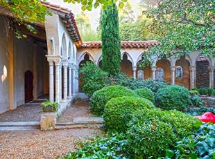 CLOISTER OF DOMINICANS
